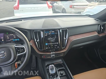 2023 Volvo XC60 B5 Ultimate Bright Theme – miniatura 11