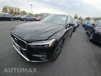 2023 Volvo XC60 B5 Ultimate Bright Theme