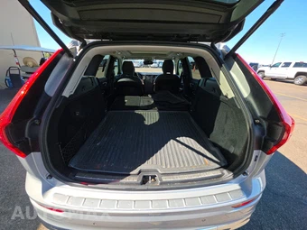 2023 Volvo XC60 B5 Ultimate Bright Theme – miniatura 16