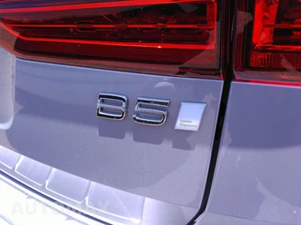 2023 Volvo XC60 B5 Ultimate Bright Theme – miniatura 28