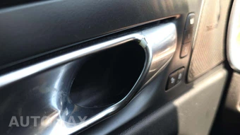 2023 Volvo XC60 B5 Ultimate Bright Theme – miniatura 30