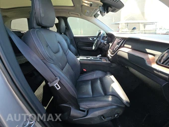 2023 Volvo XC60 B5 Ultimate Bright Theme – miniatura 8
