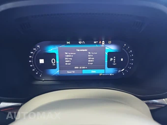 2023 Volvo XC60 B5 Ultimate Bright Theme – miniatura 12