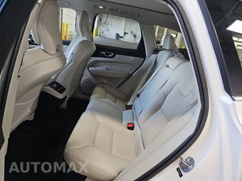 2023 Volvo XC60 B5 Ultimate Bright Theme – miniatura 13