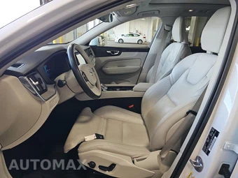2023 Volvo XC60 B5 Ultimate Bright Theme – miniatura 7