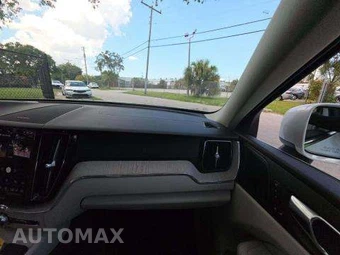 2023 Volvo XC60 B6 Ultimate Bright Theme – miniatura 19