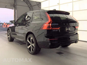 2023 Volvo XC60 B6 Ultimate Dark Theme - miniatura 6