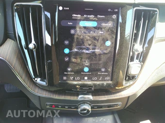 2023 Volvo XC60 B6 Ultimate Dark Theme - miniatura 23