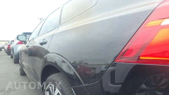 2023 Volvo XC60 B6 Ultimate Dark Theme - miniatura 28