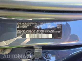 2023 Volvo XC60 Recharge Plug-In Hybrid T8 Core Bright Theme - miniatura 14
