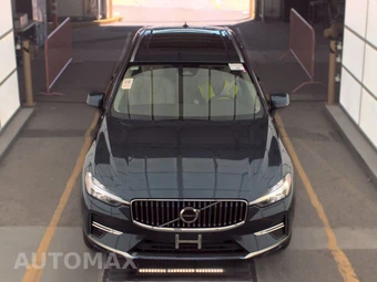 2023 Volvo XC60 Recharge Plug-In Hybrid T8 Core Bright Theme - miniatura 2