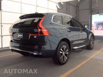 2023 Volvo XC60 Recharge Plug-In Hybrid T8 Core Bright Theme - miniatura 4