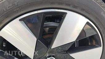 2023 Volvo XC60 Recharge Plug-In Hybrid T8 Plus Bright Theme - miniatura 26