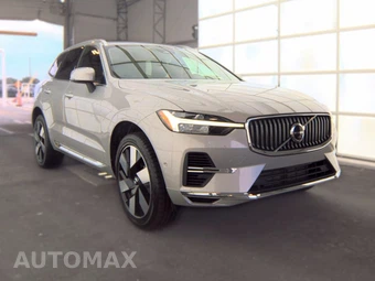 2023 Volvo XC60 Recharge Plug-In Hybrid T8 Plus Bright Theme - miniatura 3