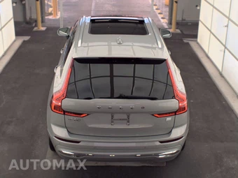 2023 Volvo XC60 Recharge Plug-In Hybrid T8 Plus Bright Theme - miniatura 5