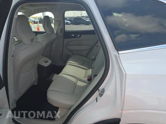 2023 Volvo XC60 Recharge Plug-In Hybrid T8 Plus Bright Theme - miniatura 13