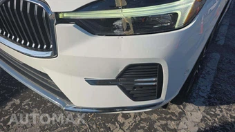 2023 Volvo XC60 Recharge Plug-In Hybrid T8 Plus Bright Theme - miniatura 22