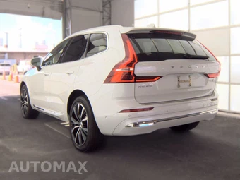 2023 Volvo XC60 Recharge Plug-In Hybrid T8 Plus Bright Theme - miniatura 6