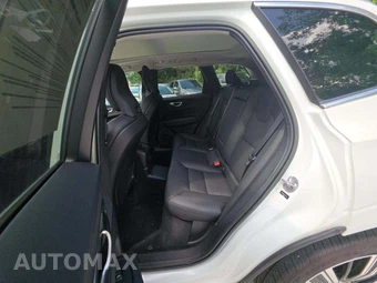 2023 Volvo XC60 Recharge Plug-In Hybrid T8 Plus Bright Theme - miniatura 10