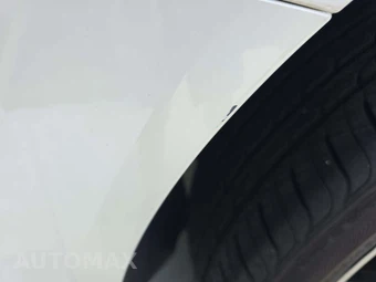 2023 Volvo XC60 Recharge Plug-In Hybrid T8 Plus Bright Theme - miniatura 18