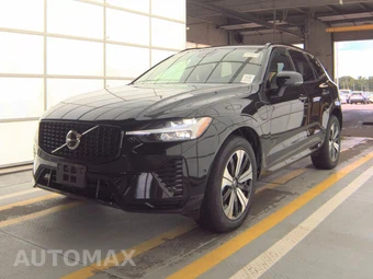 2023 Volvo XC60 Recharge Plug-In Hybrid T8 Plus Dark Theme
