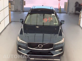 2023 Volvo XC60 Recharge Plug-In Hybrid T8 Ultimate Bright Theme - miniatura 2