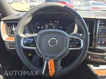 2023 Volvo XC60 Recharge Plug-In Hybrid T8 Ultimate Bright Theme - miniatura 10