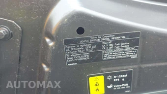 2023 Volvo XC60 Recharge Plug-In Hybrid T8 Ultimate Dark Theme - miniatura 29