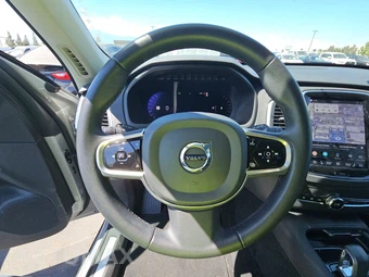 2023 Volvo XC90 B5 Core 7-Passenger – miniatura 10