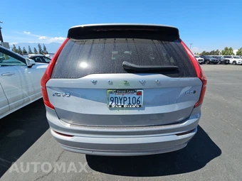 2023 Volvo XC90 B5 Core 7-Passenger – miniatura 5