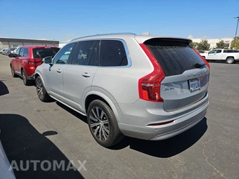 2023 Volvo XC90 B5 Core 7-Passenger – miniatura 6