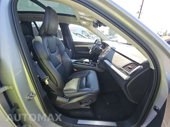 2023 Volvo XC90 B5 Core 7-Passenger – miniatura 8