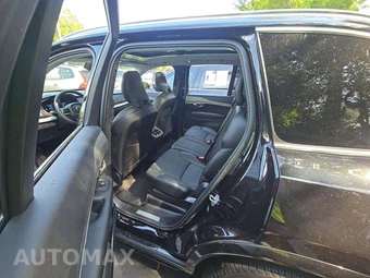 2023 Volvo XC90 B5 Core 7-Passenger – miniatura 13