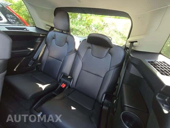 2023 Volvo XC90 B5 Core 7-Passenger – miniatura 14