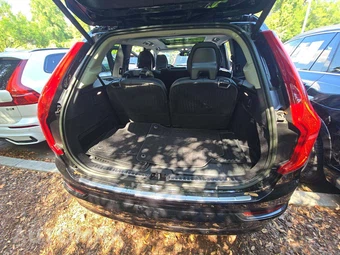 2023 Volvo XC90 B5 Core 7-Passenger – miniatura 15