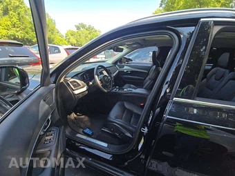 2023 Volvo XC90 B5 Core 7-Passenger – miniatura 6