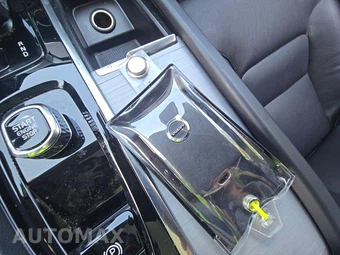 2023 Volvo XC90 B5 Core 7-Passenger – miniatura 8