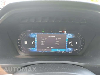 2023 Volvo XC90 B5 Core 7-Passenger – miniatura 9