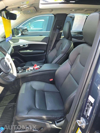 2023 Volvo XC90 B5 Core 7-Passenger – miniatura 6