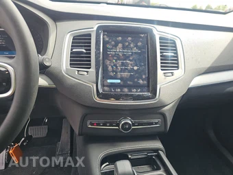 2023 Volvo XC90 B5 Core 7-Passenger - miniatura 11