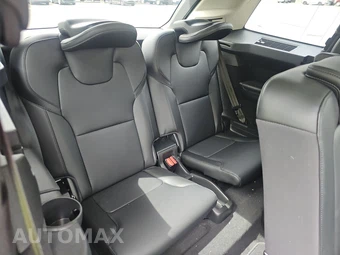 2023 Volvo XC90 B5 Core 7-Passenger - miniatura 14