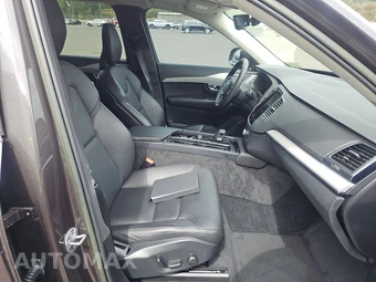 2023 Volvo XC90 B5 Core 7-Passenger - miniatura 8