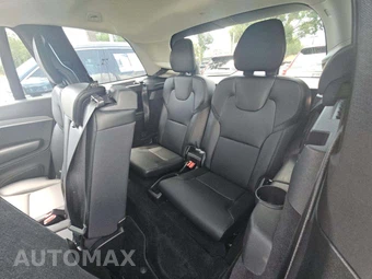 2023 Volvo XC90 B5 Core 7-Passenger – miniatura 14