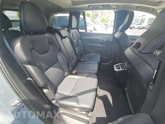 2023 Volvo XC90 B5 Core 7-Passenger – miniatura 17