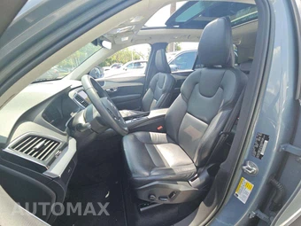 2023 Volvo XC90 B5 Core 7-Passenger – miniatura 6