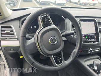 2023 Volvo XC90 B5 Core 7-Passenger – miniatura 10