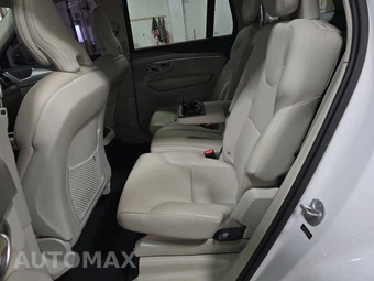 2023 Volvo XC90 B5 Core 7-Passenger – miniatura 13