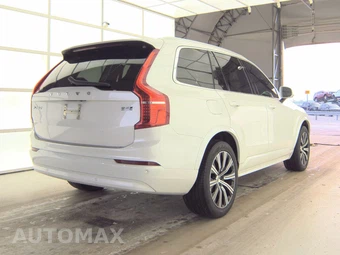 2023 Volvo XC90 B5 Core 7-Passenger – miniatura 4