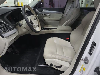 2023 Volvo XC90 B5 Core 7-Passenger – miniatura 7