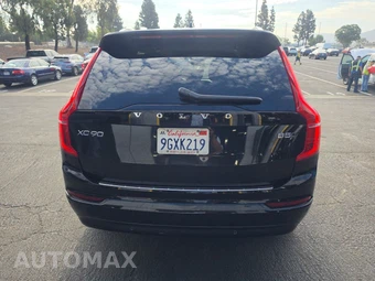 2023 Volvo XC90 B5 Core 7-Passenger – miniatura 5